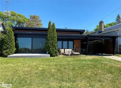 163 Lakeshore Boulevard N, South Bruce Peninsula, ON N0H 2G0