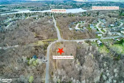 379 TOWNLINE Road W, Huntsville, ON P1H 1T8