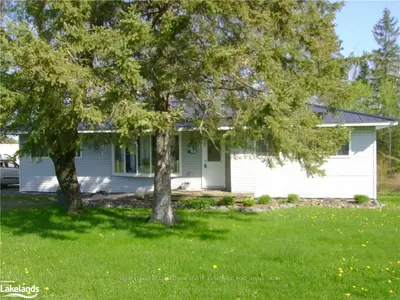 12424 522 , Parry Sound Remote Area, ON P0H 1S0