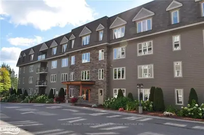 24 DAIRY Lane 106, Huntsville, ON P1H 0A4