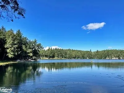 5B LOON LOOKOUT Lane, Seguin, ON P2A 0B2