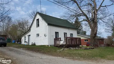 17 TAIT Street, Huntsville, ON P1H 1W5