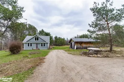 3323 BRUNEL Road, Lake of Bays, ON P0B 1A0