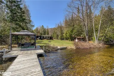4253 SOUTH PORTAGE Road, Huntsville, ON P1H 2J3