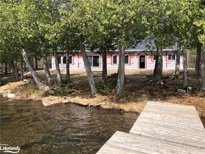 1030 Brooks Lake Road, Lake Of Bays, On P1h 2j6