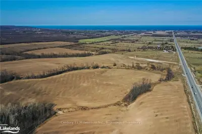 205327 26, Meaford, ON N4L 1W5