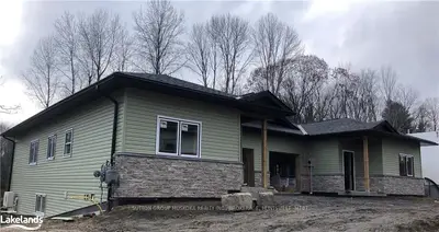 2 ERTLER Lane, Huntsville, ON P1H 1Y1