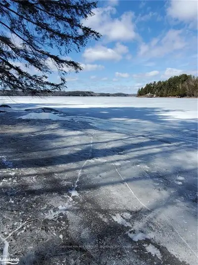 1144 GREEN POINT Road, Lake of Bays, ON P0A 1H0