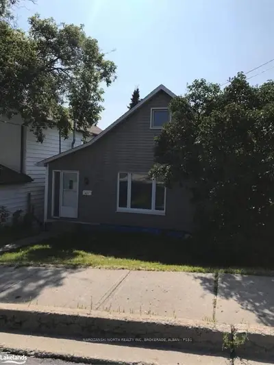425 BURTON Avenue, Greater Sudbury, ON P3C 4K6