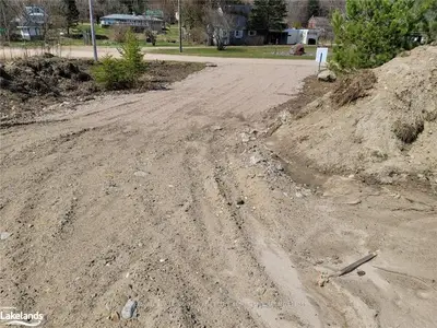 SHARPE Street, Burk's Falls, ON P0A 1C0