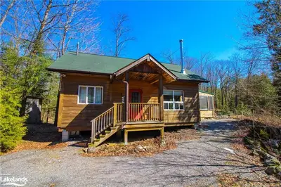1321 SALERNO LAKE Road, Minden Hills, ON K0M 1X0
