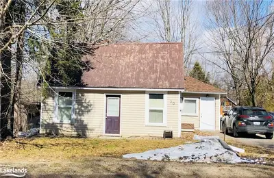 30 GEORGE Street, Huntsville, ON P1H 1T9