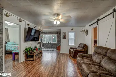 3800 BRUNEL Road, Lake of Bays, ON P0B 1A0