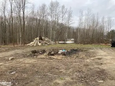 13 Park Lane, Kawartha Lakes, ON L0W 1W0