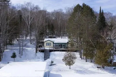 1017 WHITE PINE ROAD Road, Lake of Bays, ON P0A 1H0