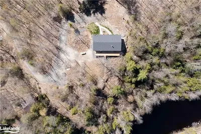 1065 PINE Lane S, Lake of Bays, ON P0B 1A0