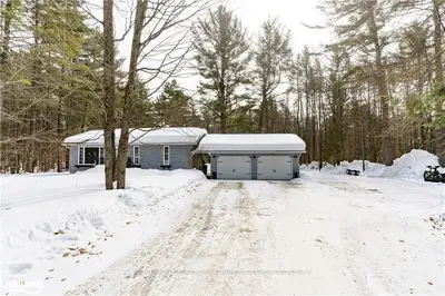 237 WILLIAMSPORT Road, Huntsville, ON P1H 2J4