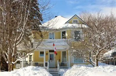 68 GIBSON Street, Parry Sound, ON P2A 1X3
