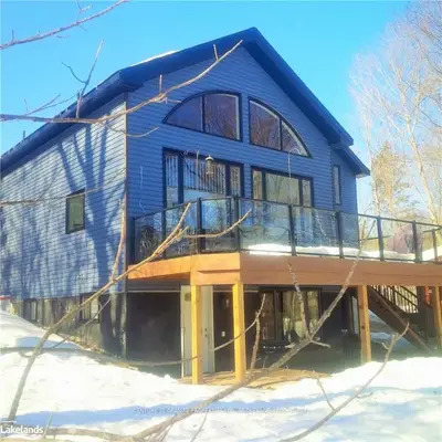 80 STAR LAKE WOODS Road, Seguin, ON P0C 1J0