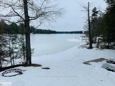 1061 Lakeshore Drive North, Bracebridge, On, P1l 1x3