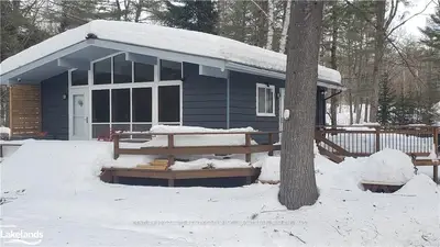 1025 LOOKING GLASS Lane, Algonquin Highlands, ON K0M 1J2