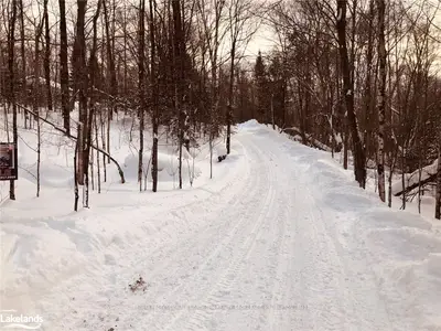 - CHELSEA Lane, Algonquin Highlands, ON K0M 1J0