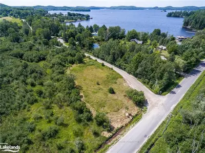 820 Bayshore Boulevard, Huntsville, ON P1H 1Y7