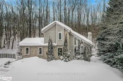 156 26 Old, Meaford, On, N4l 1w7
