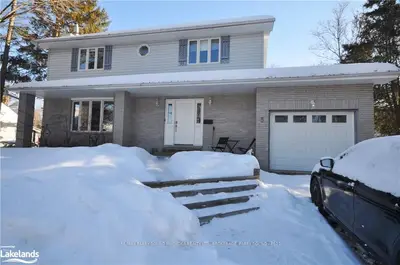 3 MARGARET Street, Parry Sound, ON P2A 2A9