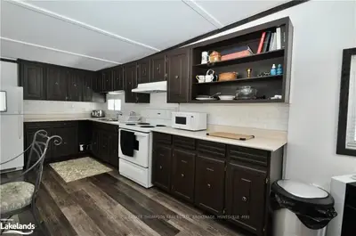 3 BUCK Avenue, Huntsville, ON P1H 2J2