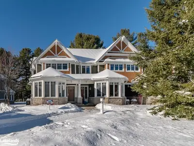 1020 BIRCH GLEN VILLA 13 WEEK 2 PET FRIENDLY Road, Lake of Bays, ON P0B 1A0