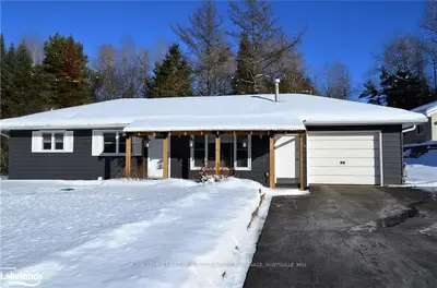 86 ONTARIO Street, Armour, ON P0A 1C0