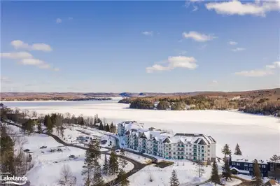 25 PEN LAKE POINT Road 02-404, Huntsville, ON P1H 1A9