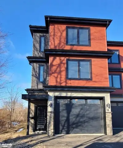 18A MACFARLANE Street, Parry Sound, ON P2A 2N2