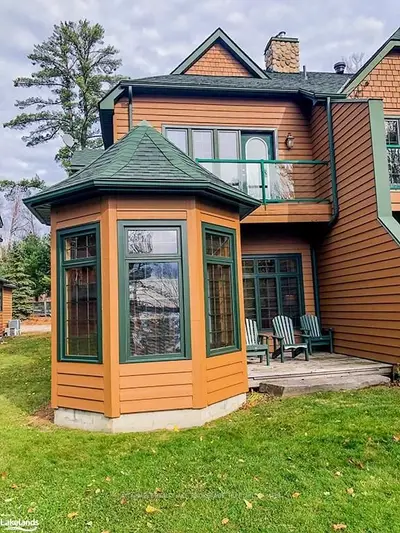 1111 DWIGHT BEACH Road 8, Lake of Bays, ON P0A 1H0