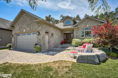 10 Glen Abbey Court, Meaford, On N4l 1y4