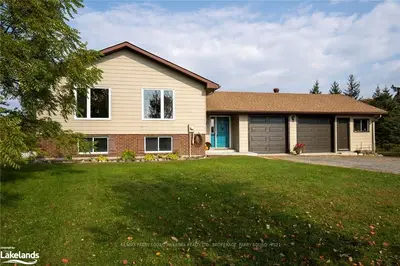 172 Turtle Lake Road, Seguin, On P0c 1j0