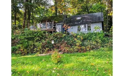 379 WEST FOX LAKE Road E, Huntsville, ON P1H 2J2