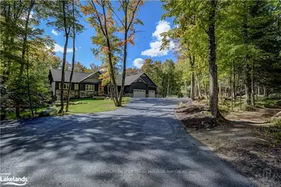 141 DEERFOOT Trail, Huntsville, ON P1H 0A8