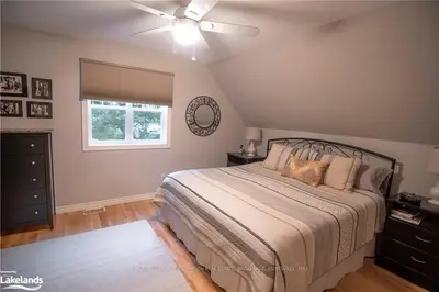 2 EAST ELLIOTT Street, Huntsville, ON P1H 1W8