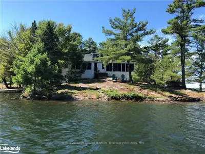 1 A 26, BARCLAY , The Archipelago, ON P0G 1K0