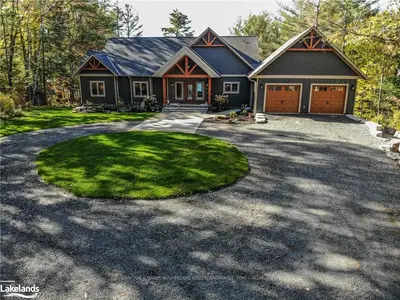 1326 Walkers Point Road 2, Muskoka Lakes, On P1p 1r2