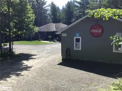 125 Hunts Road, Huntsville, On P1h 2j4