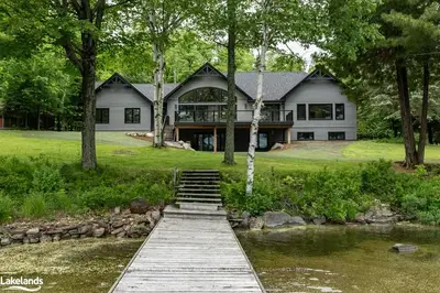 1477 SOUTH PORTAGE Road, Lake of Bays, ON P1H 2J6