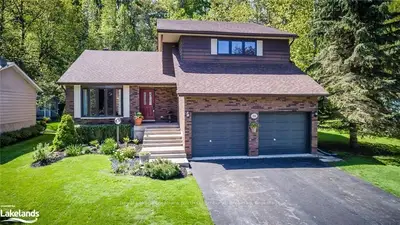 152 PARKLANE Crescent, Meaford, ON N4L 1A6