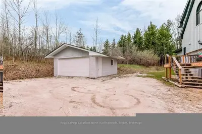 106 KIONONTIO Trail, Blue Mountains, ON L9Y 3Y9