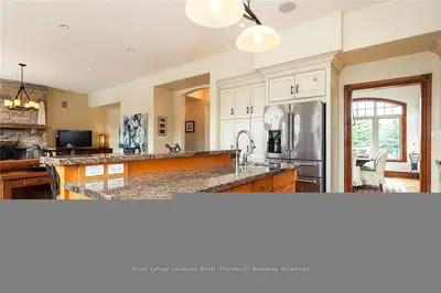 176 BLUESKI GEORGE Crescent, Blue Mountains, ON L9Y 0S9