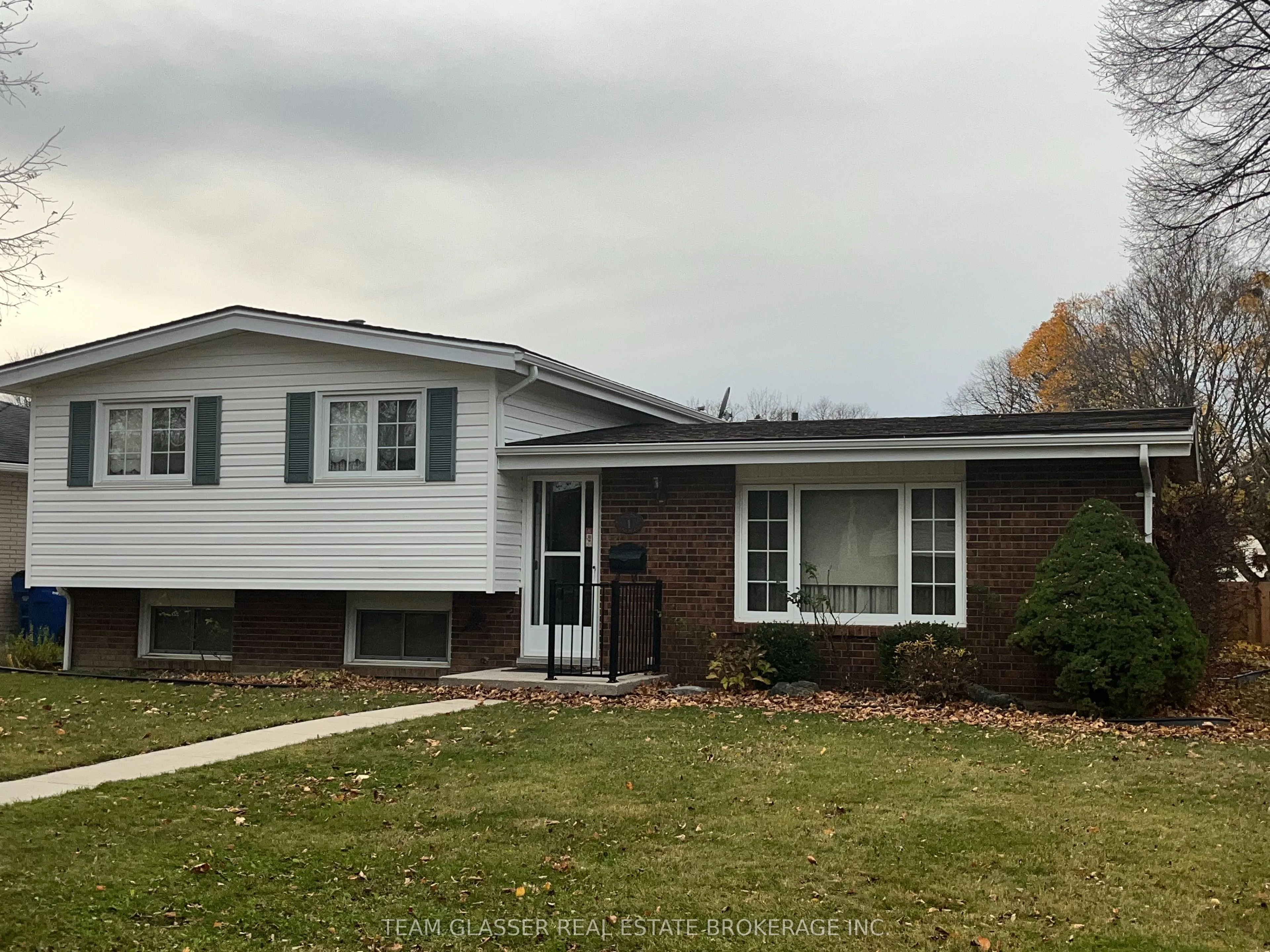 Detached in Chatham-Kent