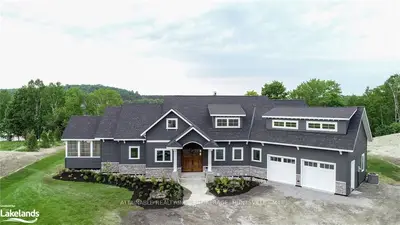 39 Europe Lane, Huntsville, On P1h 2j3
