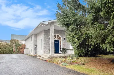 Detached in Orleans - Convent Glen and Area